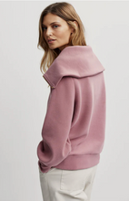 Load image into Gallery viewer, Varley Vine Half Zip Pullover
